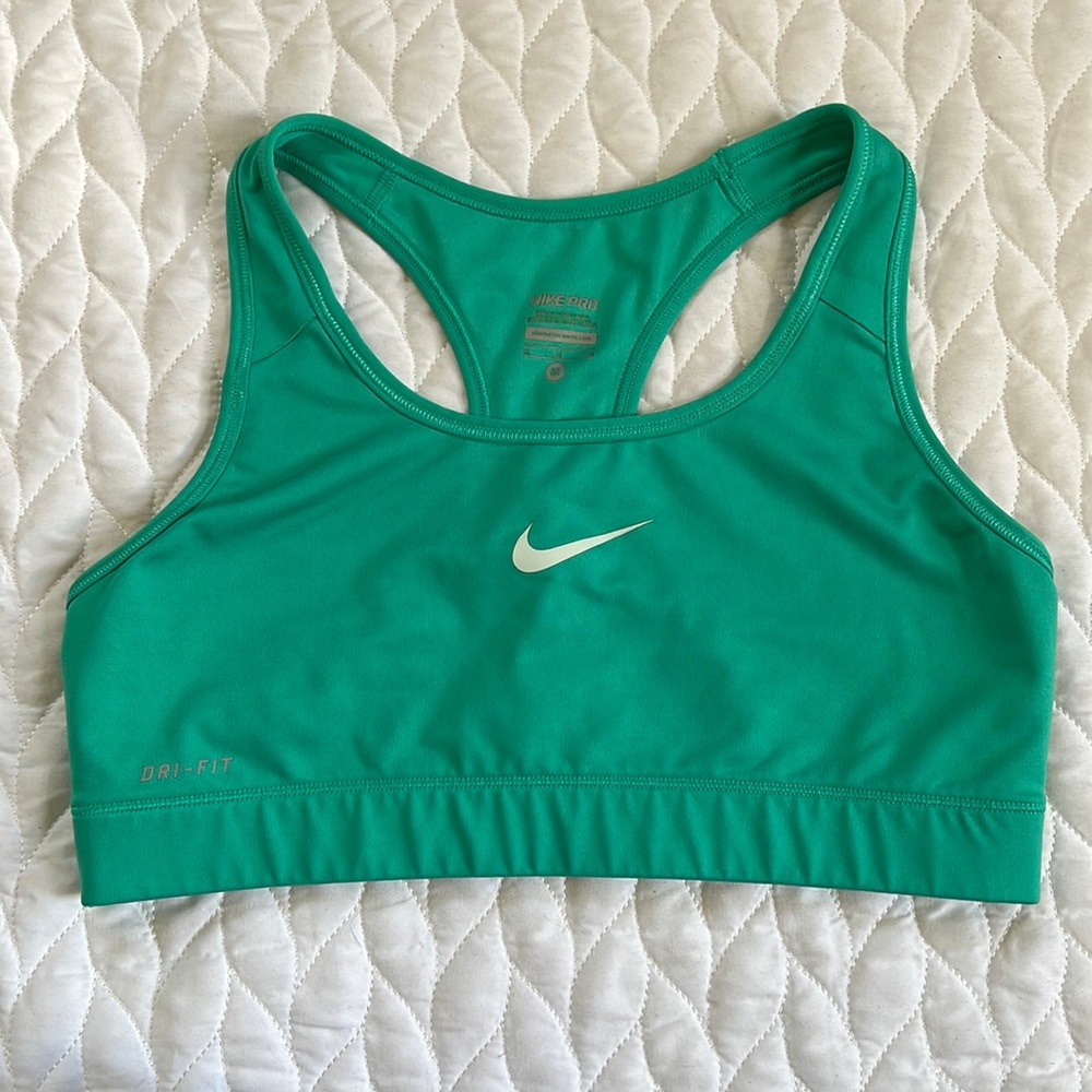 Medium Turquoise Green Nike Pro Sports Bra - Dri-Fit